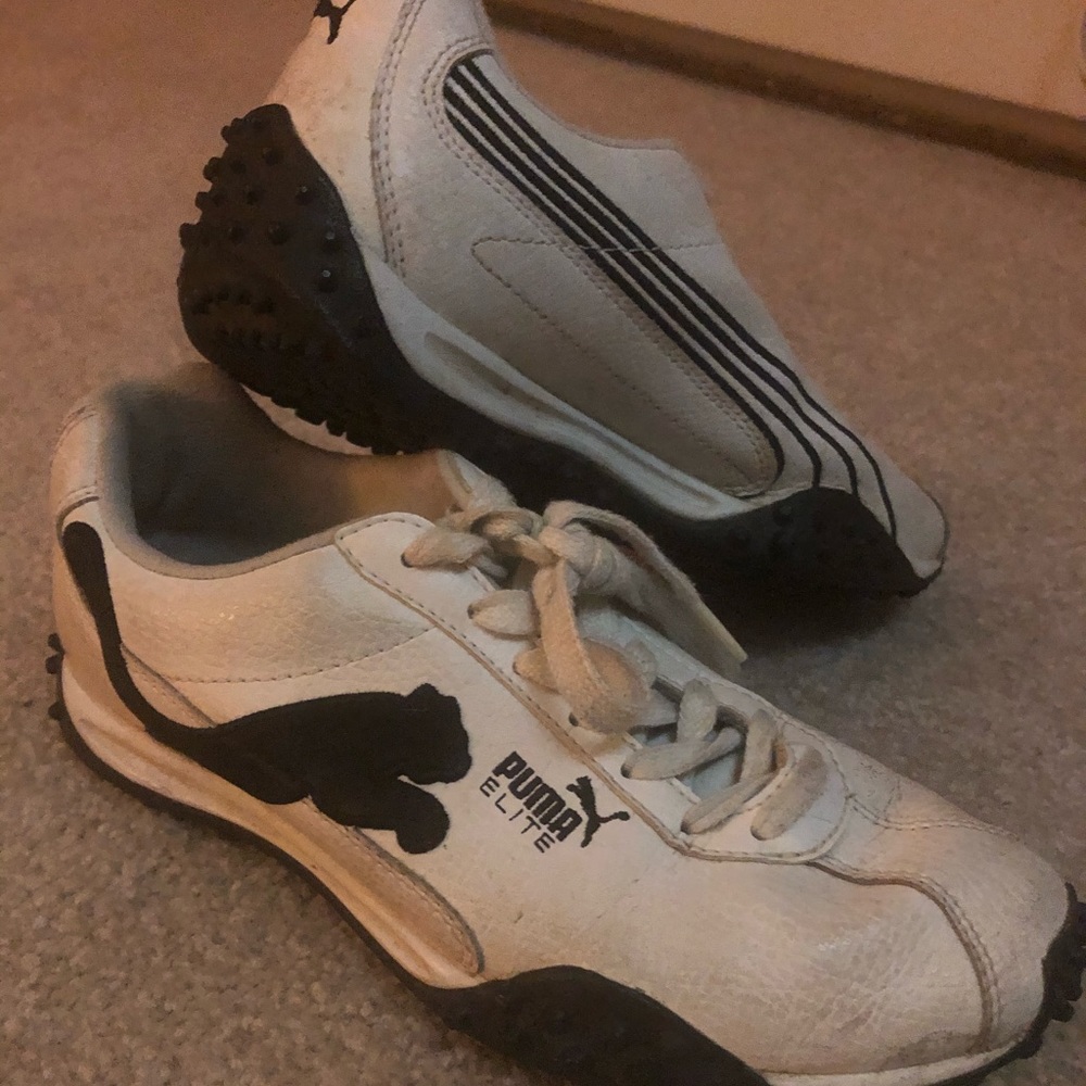 Puma white sneaker size 6.5